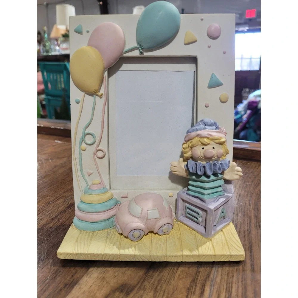 Vintage 3 D Resin Frame Jack in the Box and Balloons 3x4.5 picture